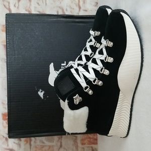 Sorel Black and White Ankle Boots